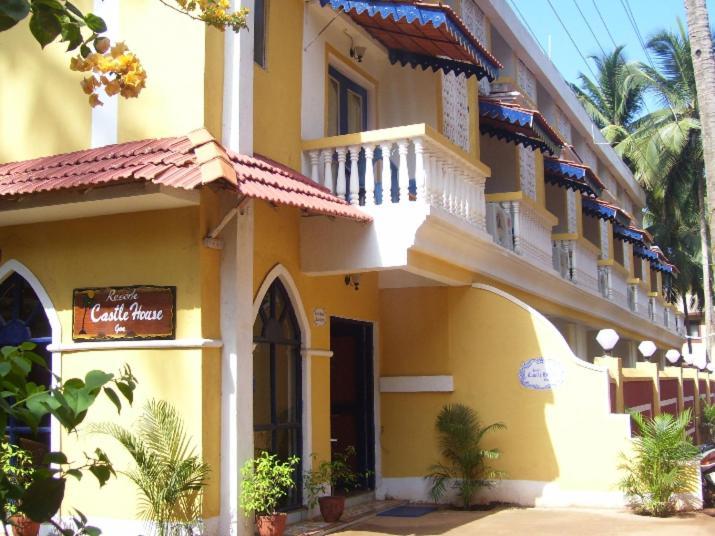 Castle House Calangute Hotell Exteriör bild