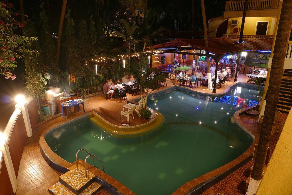 Castle House Calangute Hotell Exteriör bild